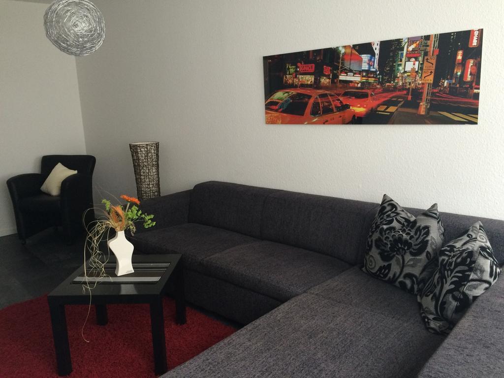 Anton-Ulrich Apartment Meiningen Ngoại thất bức ảnh